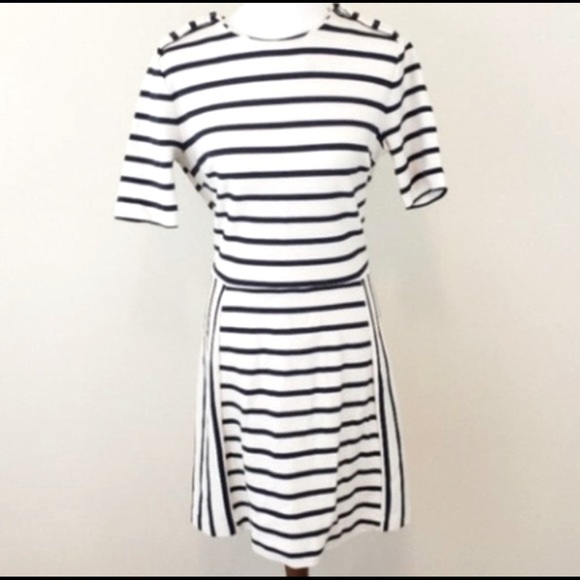 Brooks Brothers Dresses & Skirts - Beautiful Brooks Brothers navy & bone  dress